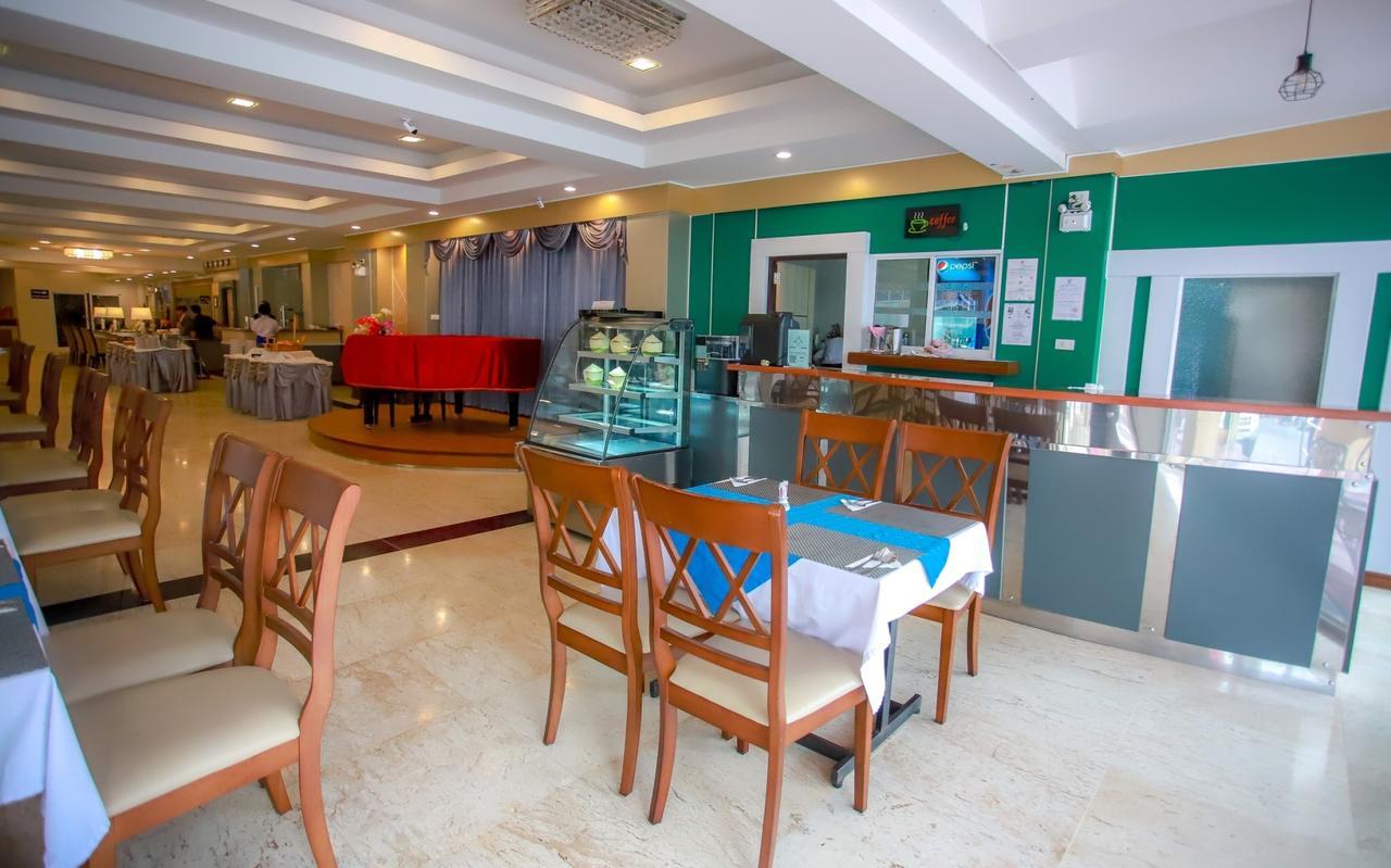 Korat Hotel - Sha Plus Nakhon Ratchasima Extérieur photo