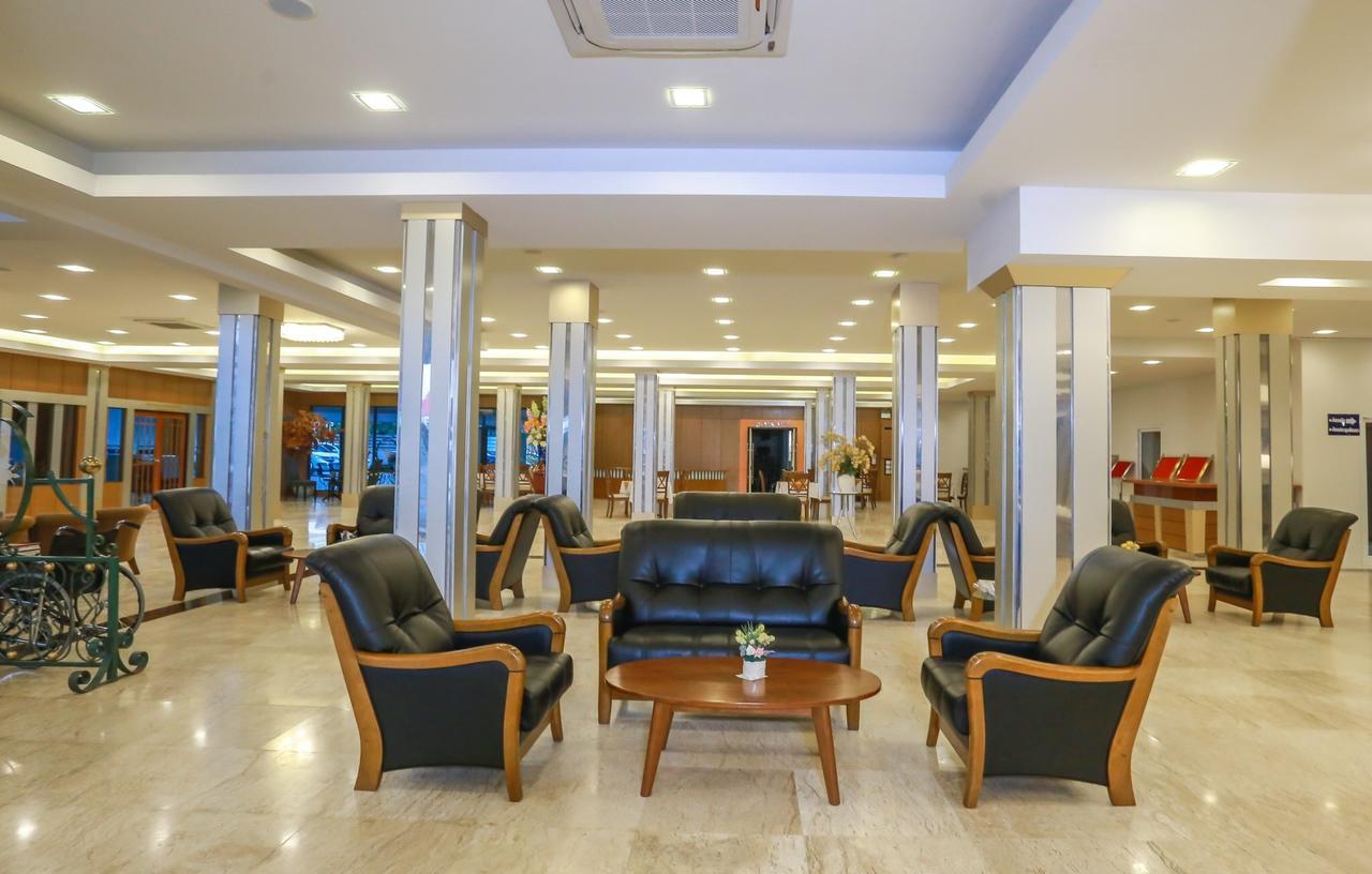 Korat Hotel - Sha Plus Nakhon Ratchasima Extérieur photo