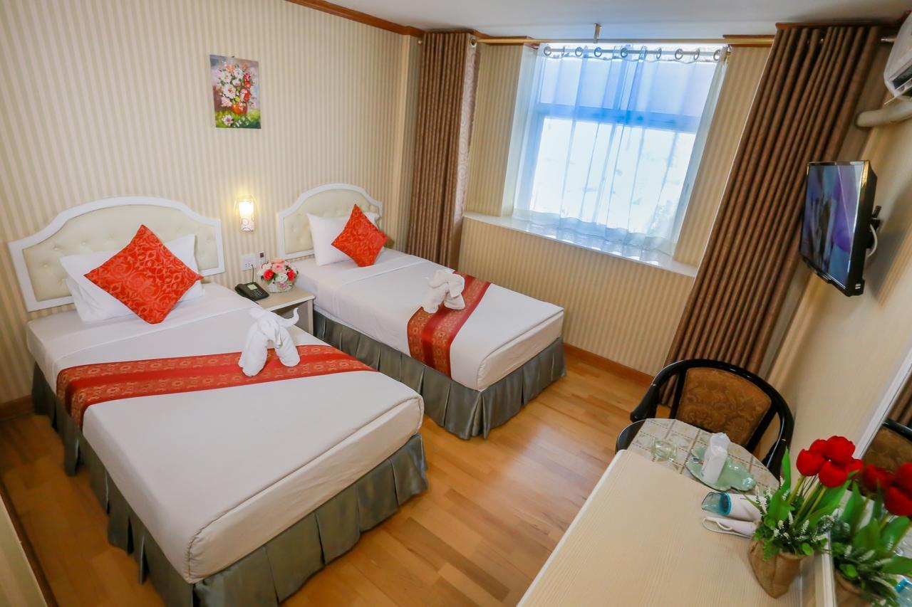 Korat Hotel - Sha Plus Nakhon Ratchasima Extérieur photo