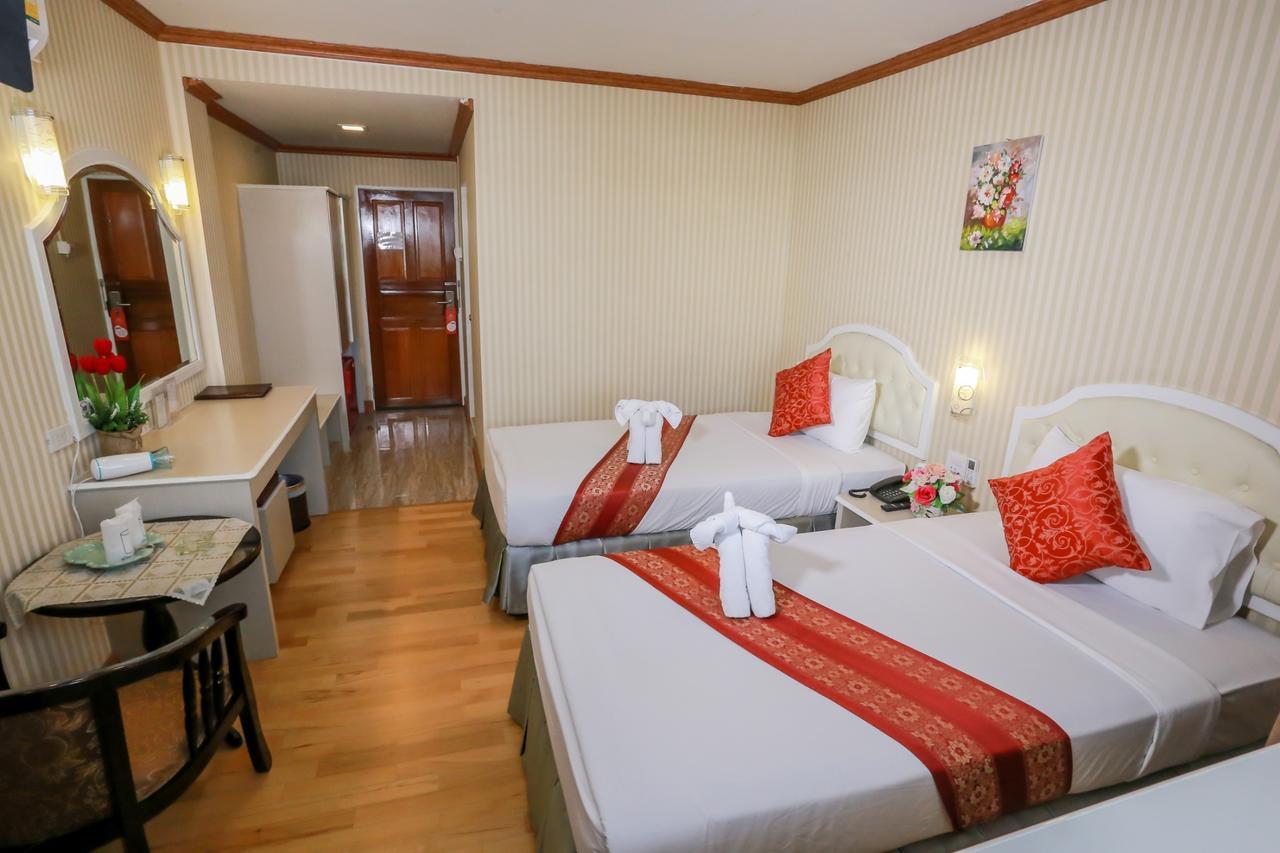 Korat Hotel - Sha Plus Nakhon Ratchasima Extérieur photo