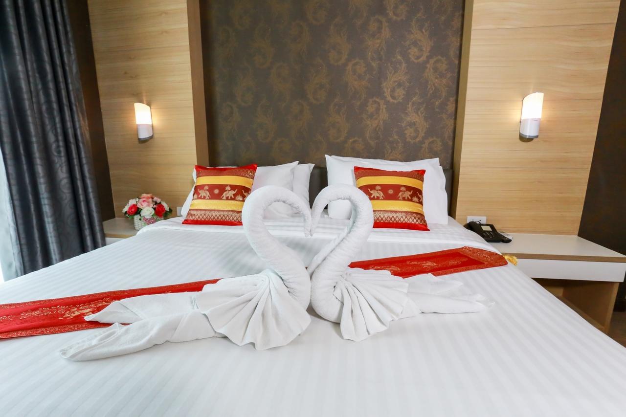 Korat Hotel - Sha Plus Nakhon Ratchasima Extérieur photo