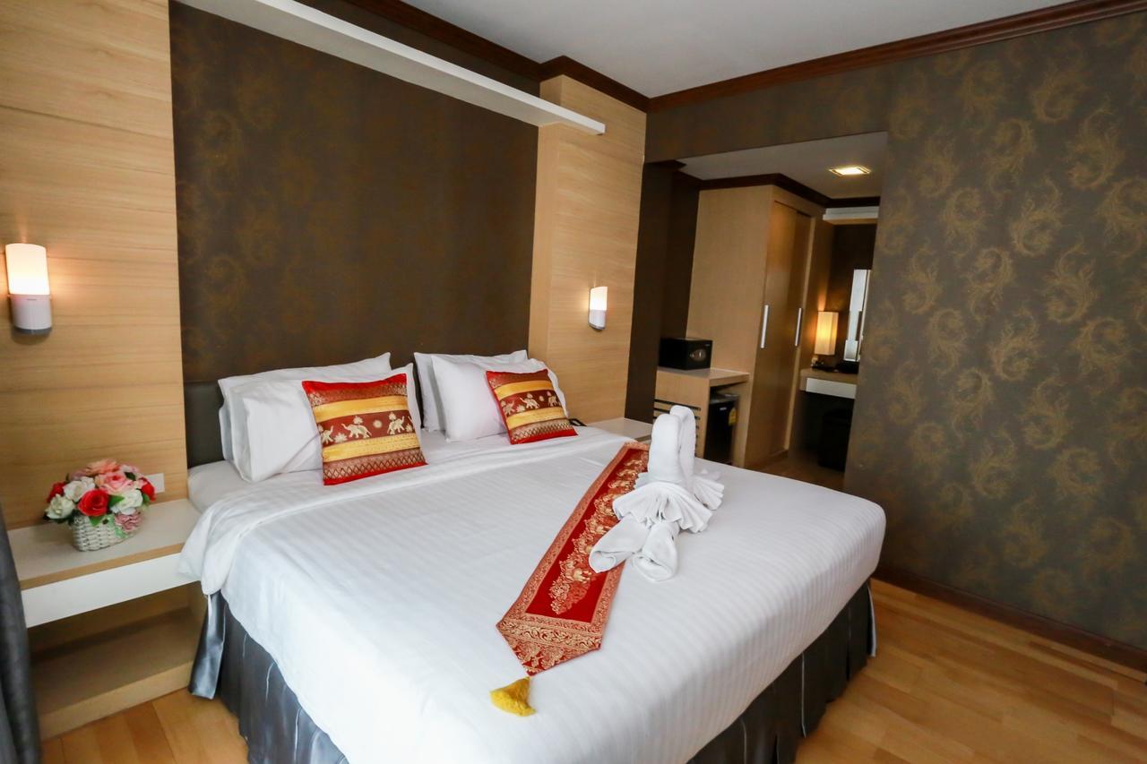 Korat Hotel - Sha Plus Nakhon Ratchasima Extérieur photo